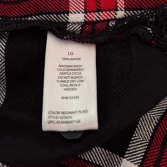 Plaid Red and Black Button Down BLL Nyc Size L - Picture 13 of 13